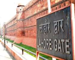 Lahore Gate got its name as it opens towards Lahore. At the time, India and Pakistan were the same country.